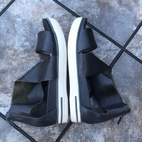 Eileen Fisher Pewter Sport Wedge Sandal - Picture 5 of 11